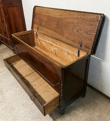 Cassacomò da corredo con un cassetto e piano a  ribalta in noce massello Italia 1860