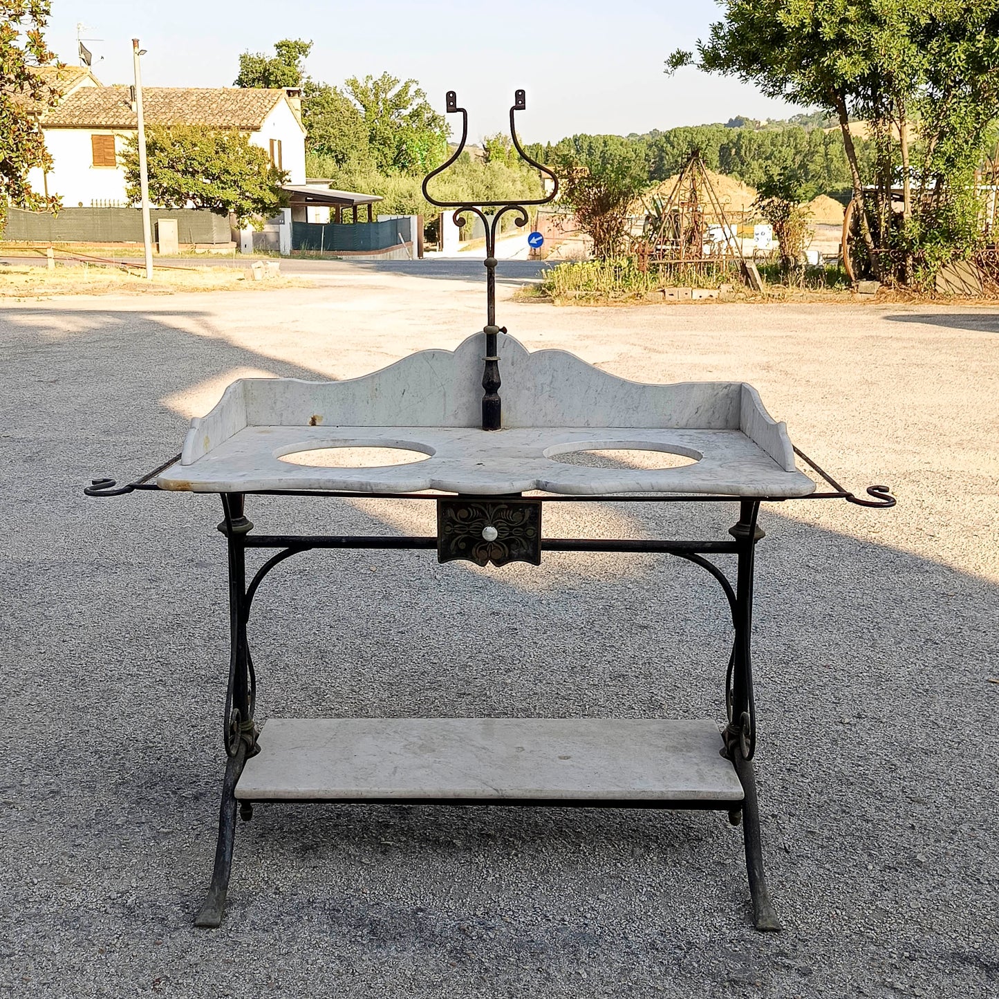 Lavabo doppio in ferro con piano marmo epoca XIX secolo