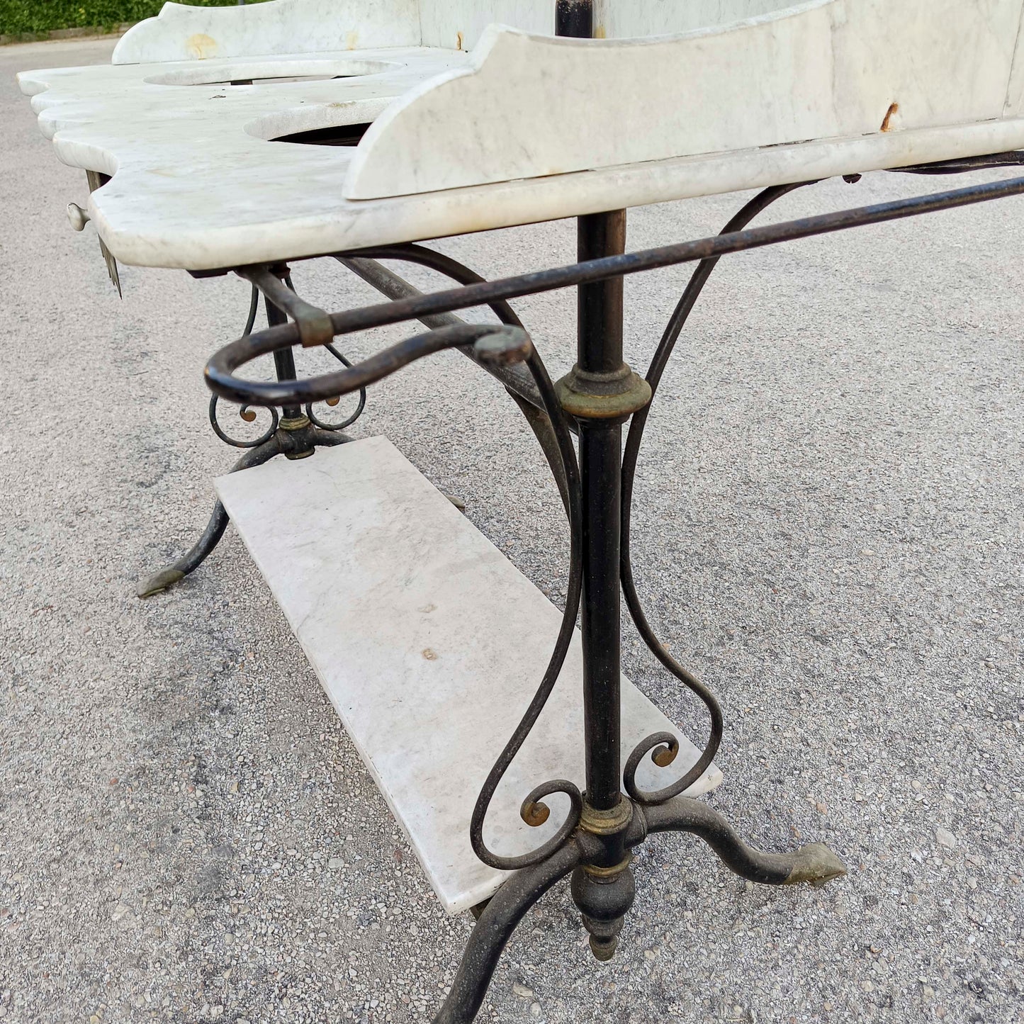 Lavabo doppio in ferro con piano marmo epoca XIX secolo