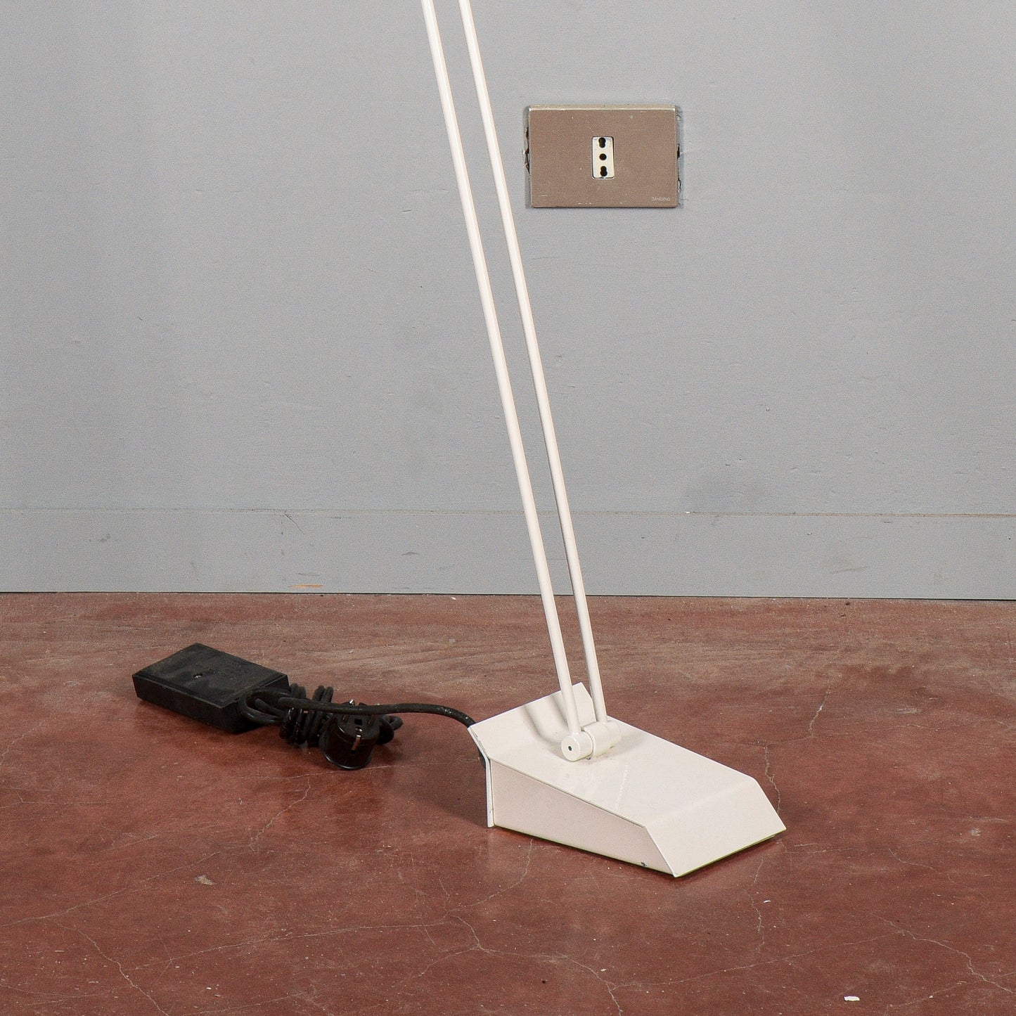 Lampada da terra stile Samurai di stilnovo