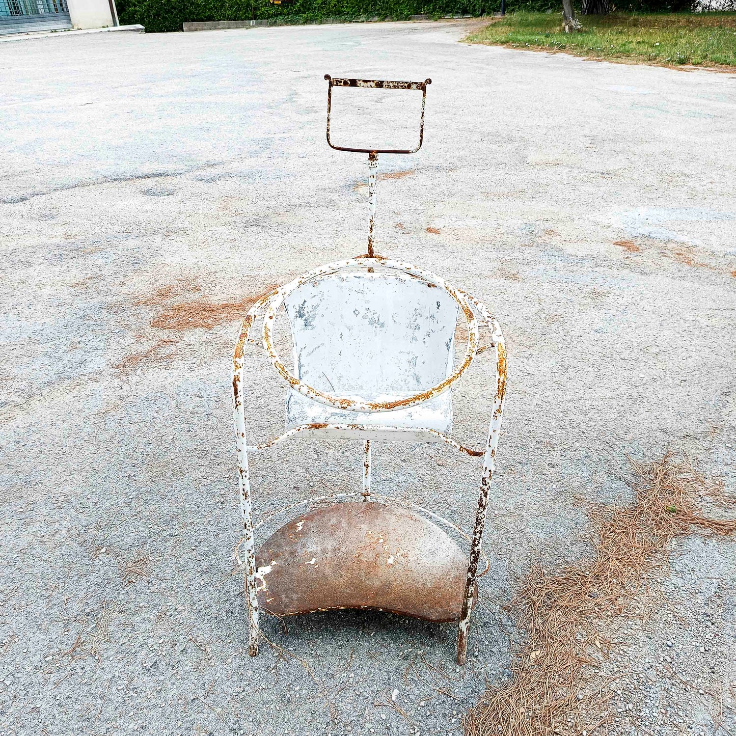 Lavabo toletta in ferro epoca Liberty