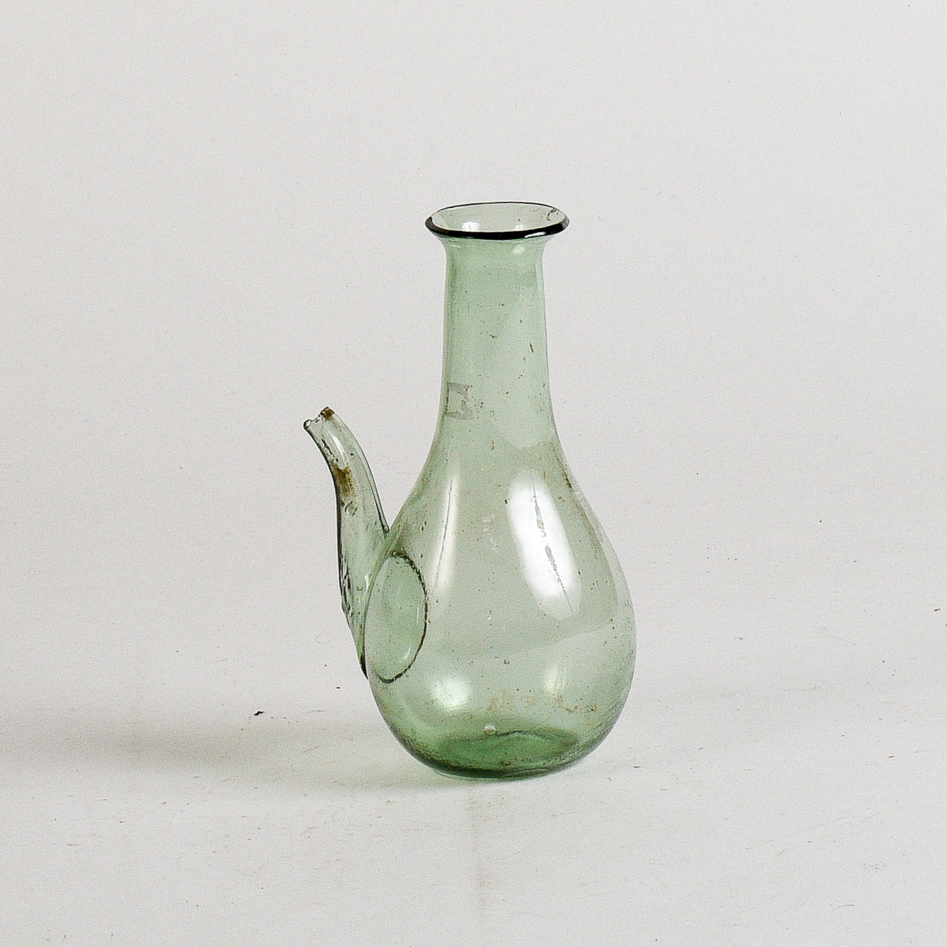 boccietta in vetro soffiato porta olio epoca 800