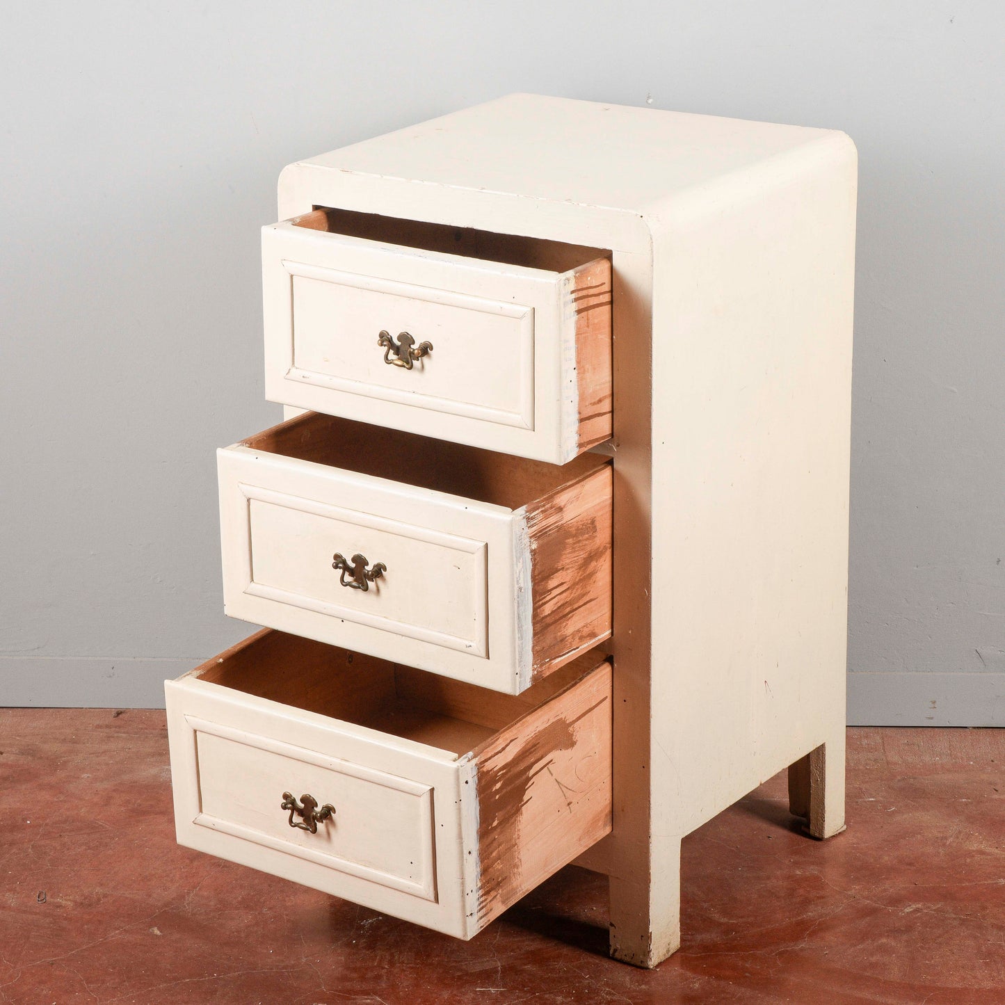 Comodino credenzina 3 cassetti vintage