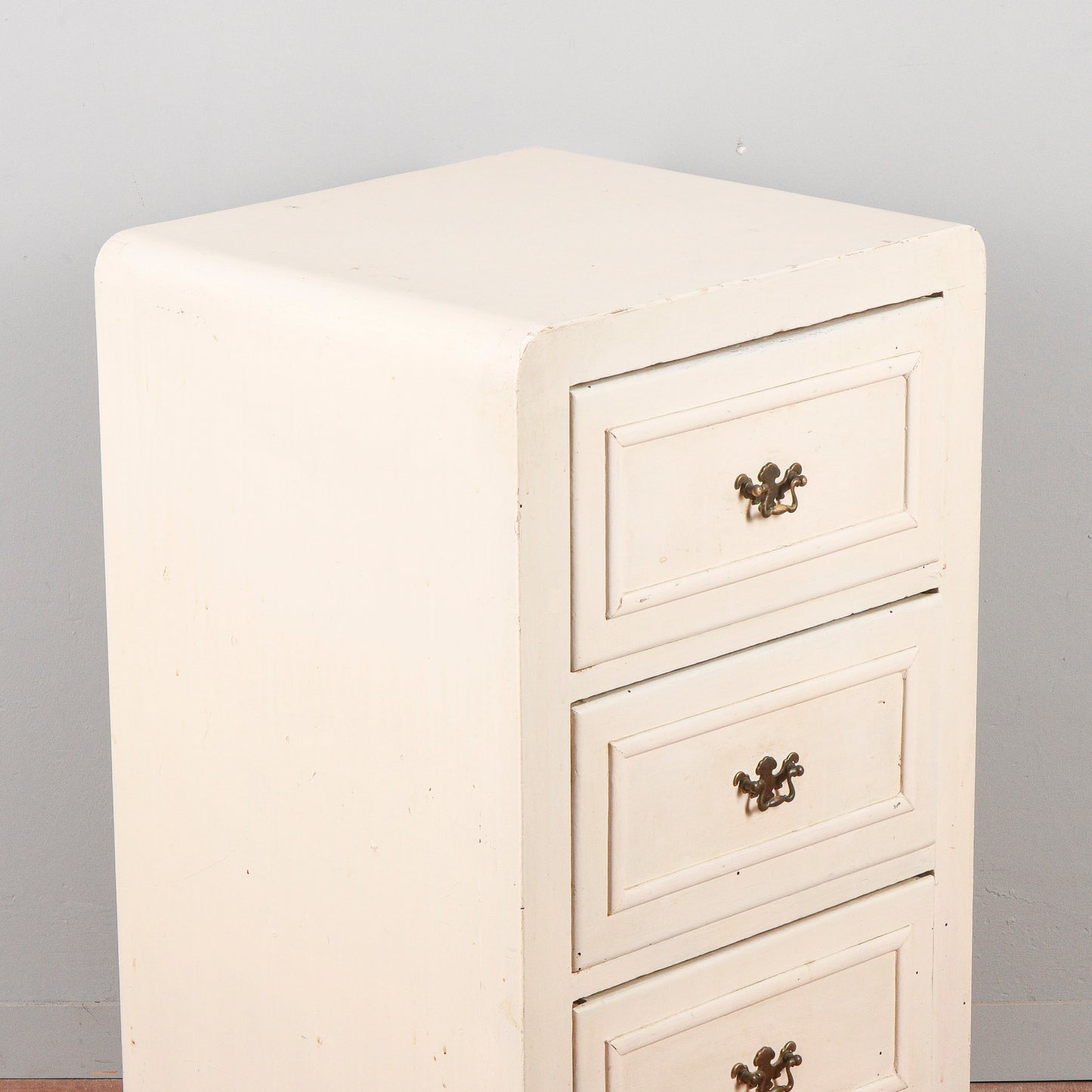Comodino credenzina 3 cassetti vintage