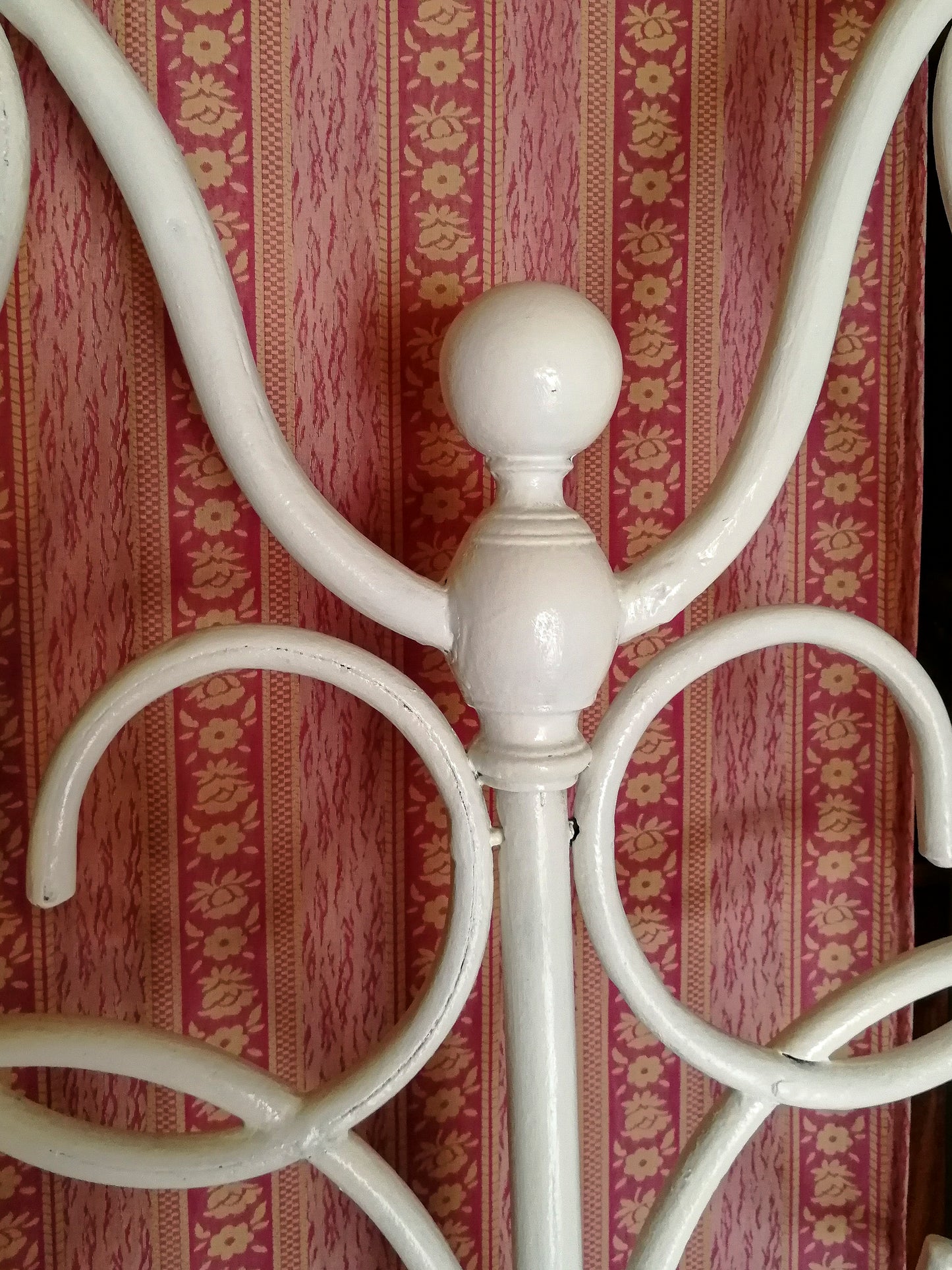 Letto in ferro dipinto bianco epoca fine XIX secolo