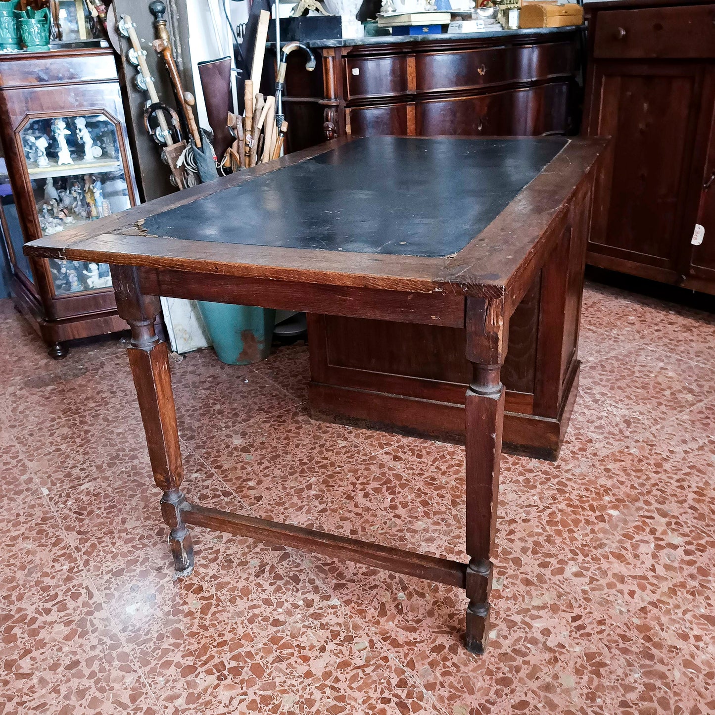 Scrivania cattedra  di scuola  in rovere  Italia 1930