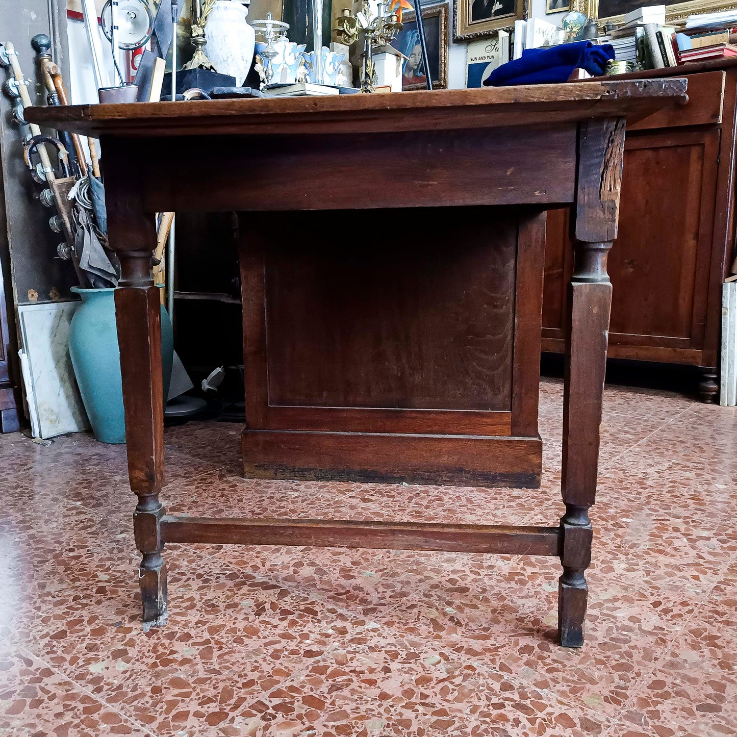 Scrivania cattedra  di scuola  in rovere  Italia 1930