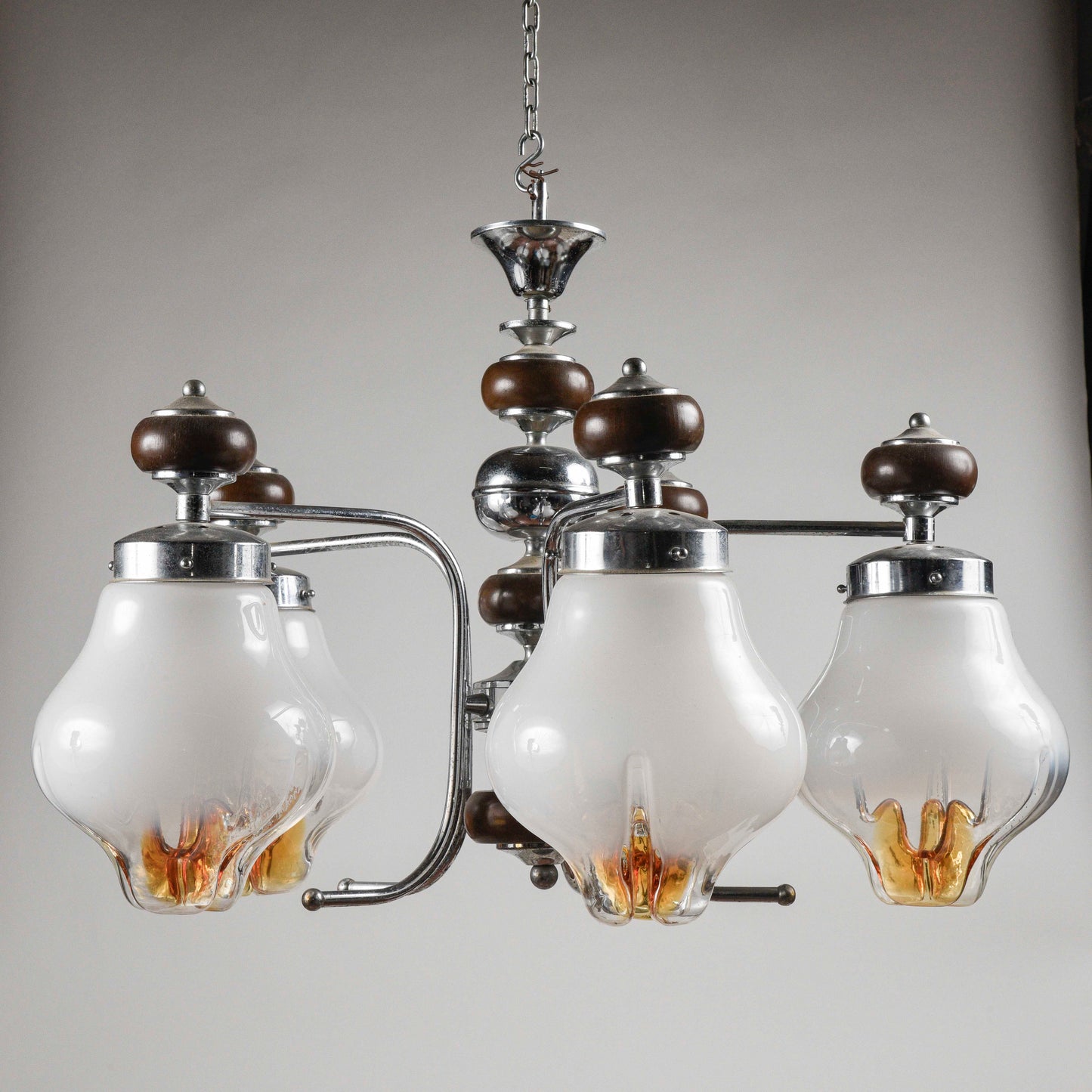 Lampadario vintage a sospensione post moderno