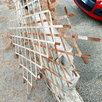 Set di grate griglie per finestre in ferro inizio XX secolo