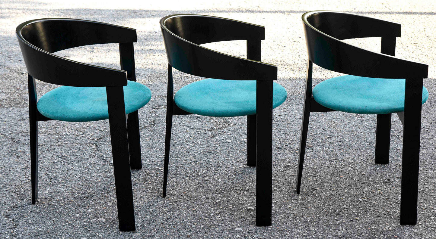 Set di tre sedie design legno e tessuto simil velluto 1980 stile Tobia Scarpa