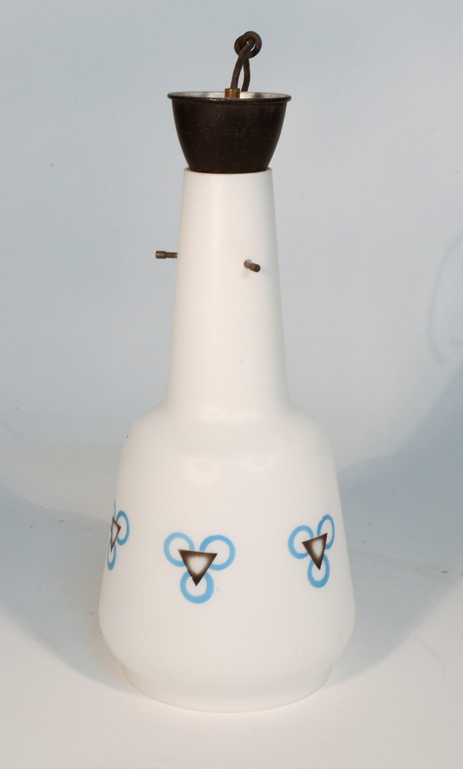 LAMPADARIO IN VETRO SATINATO CON DECORI BLU E NERI ITALIA 1970