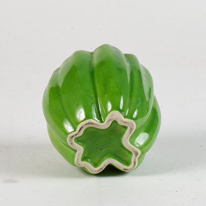 vaso a forma di peperone verde