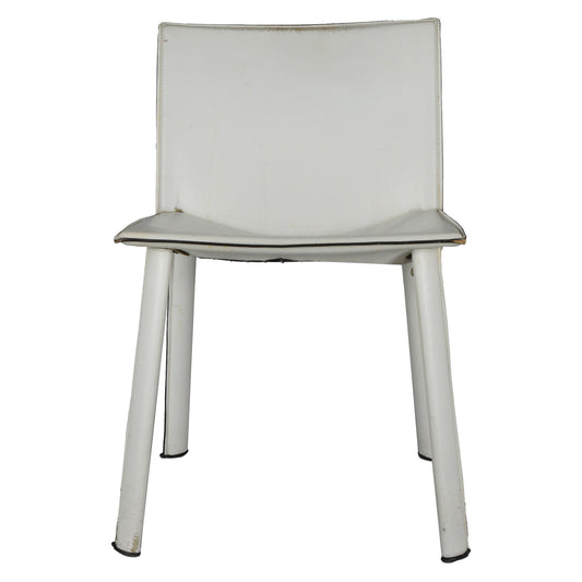 Sedia  in pelle bianca modello Ribot Poltrone  Frau  Italia 1980