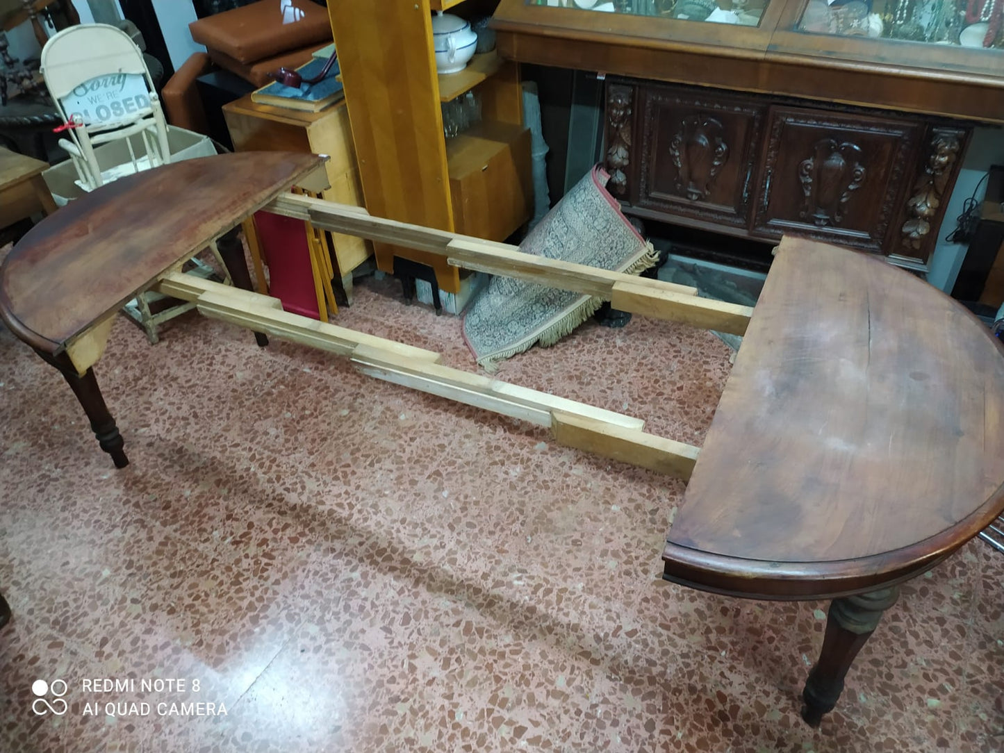 Tavolo rotondo placcato in ciliegio Italia epoca metà 800