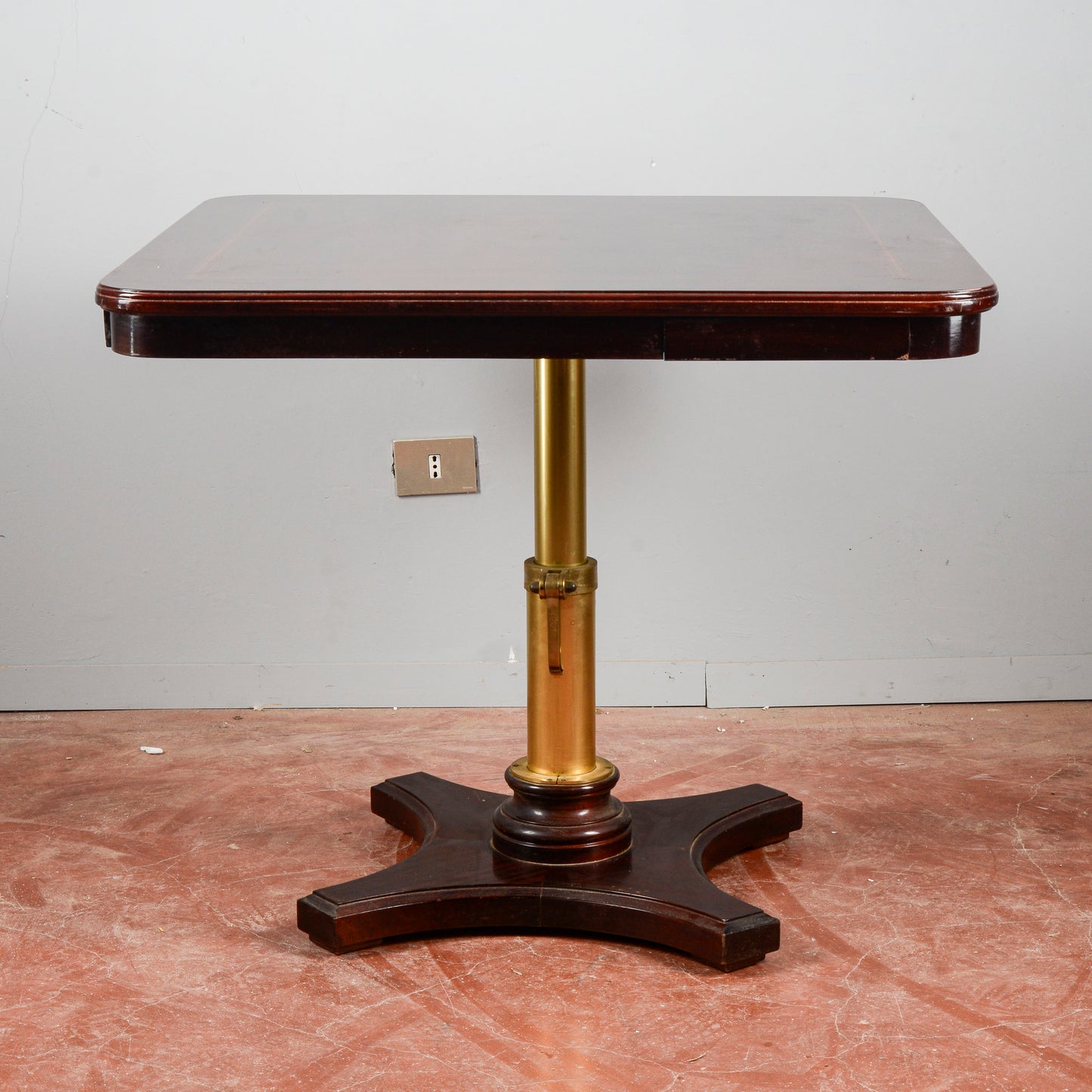 Tavolo Da Gioco Con Martinetto Alzabile Anni 1980