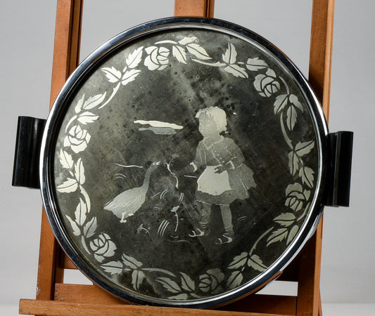 Vassoio con specchio con incise figure e dettagli Italia 1950