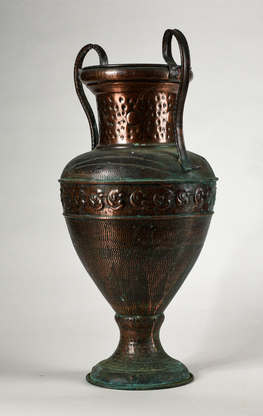 Vaso anfora in rame portaombrelli 1980