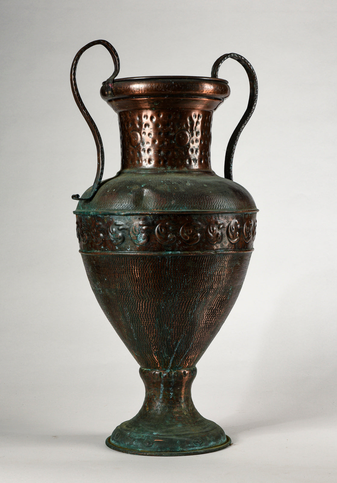 Vaso anfora in rame portaombrelli 1980