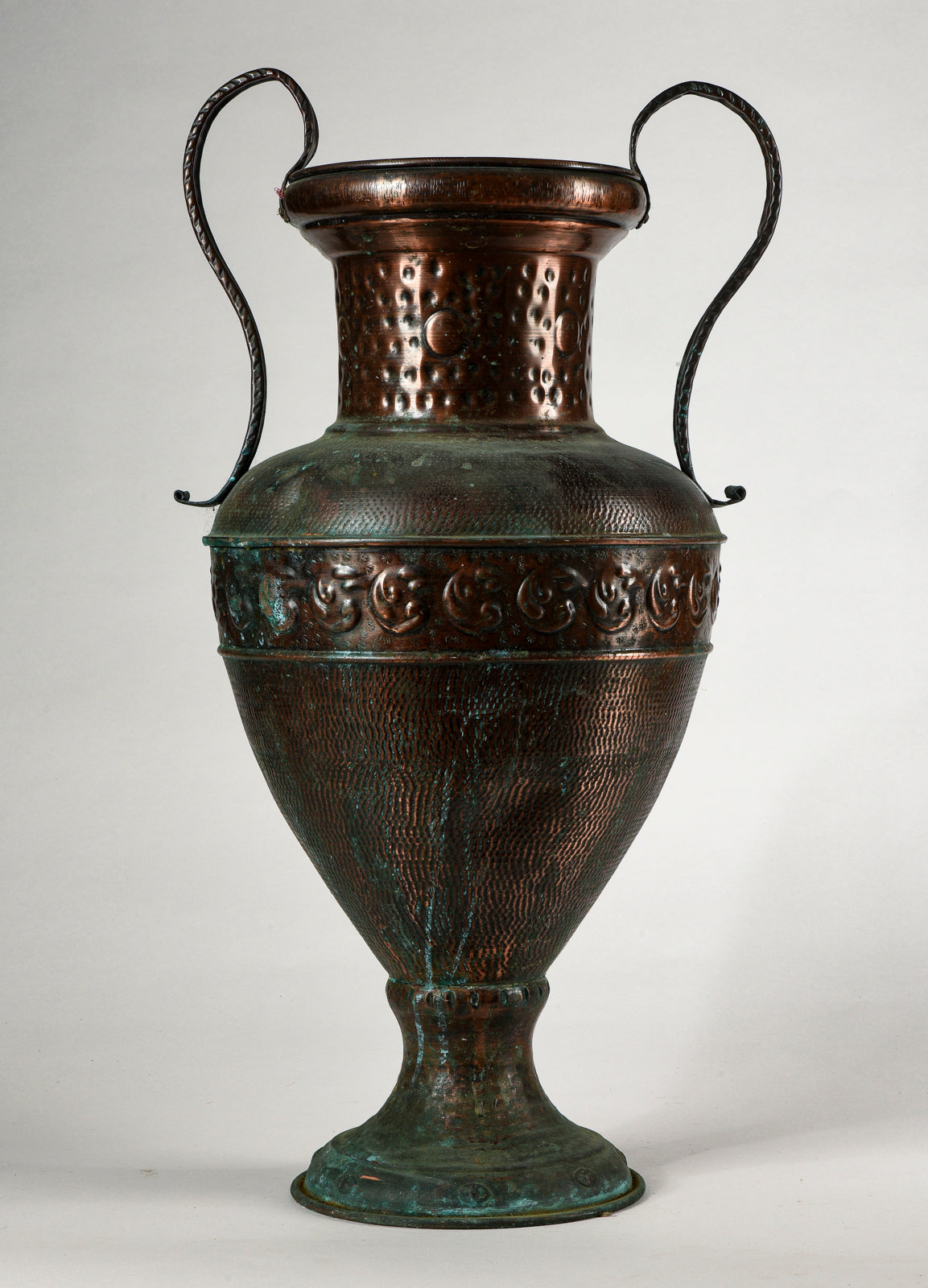 Vaso anfora in rame portaombrelli 1980