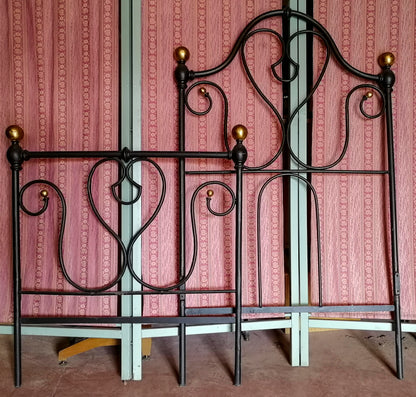 Letto in metallo dipinto epoca fine 1800