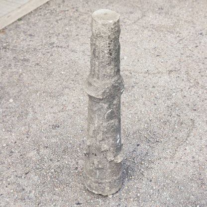 Colonna in pietra frammento