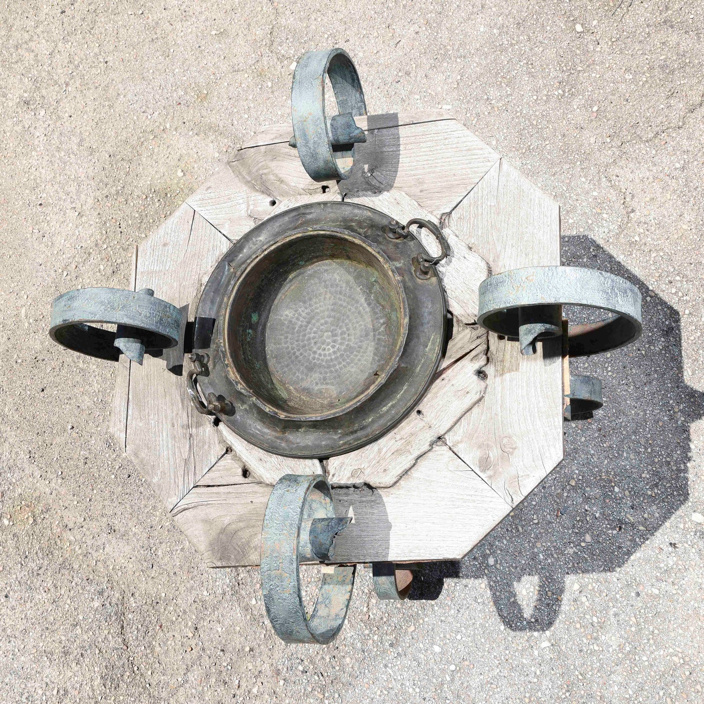 Braciere base metallo vintage destrutturato