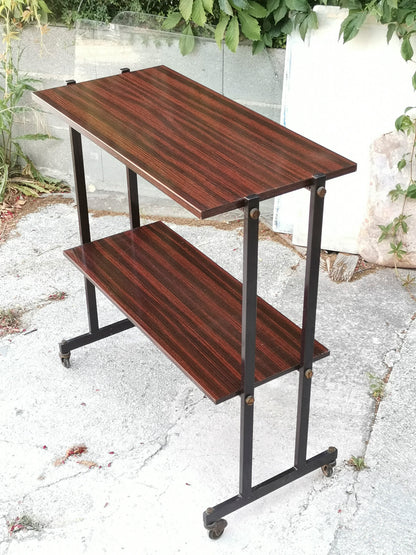 Mobile carrello  portariviste etagere libreria  in  legno impellicciato e metallo con rotelle  Italia 1970