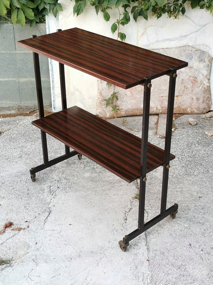 Mobile carrello  portariviste etagere libreria  in  legno impellicciato e metallo con rotelle  Italia 1970