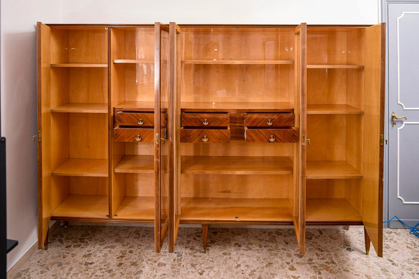 LIBRERIA  DA STUDIO, INTARSIATA A ROMBO, STILE PAOLO BUFFA  ITALIA 1950-60