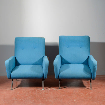 Coppia di poltrone anni 60 base metallo e stoffa azzurre
