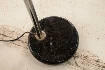 Lampada  piantana  da terra Guzzini da terra con base in marmo