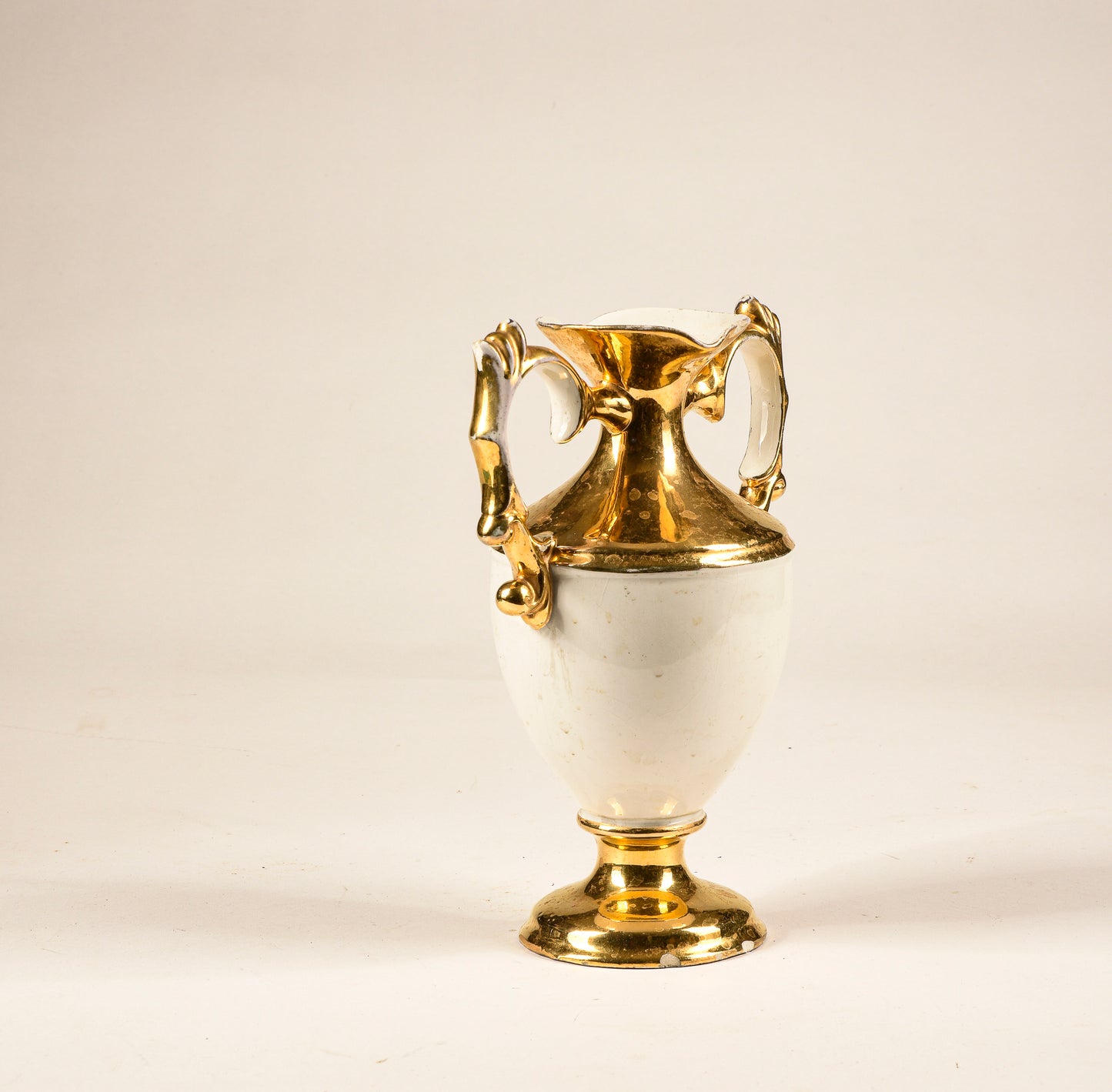 VASO IN CERAMICA E ORO A LUSTRO EPOCA PRIMA METË DEL 900