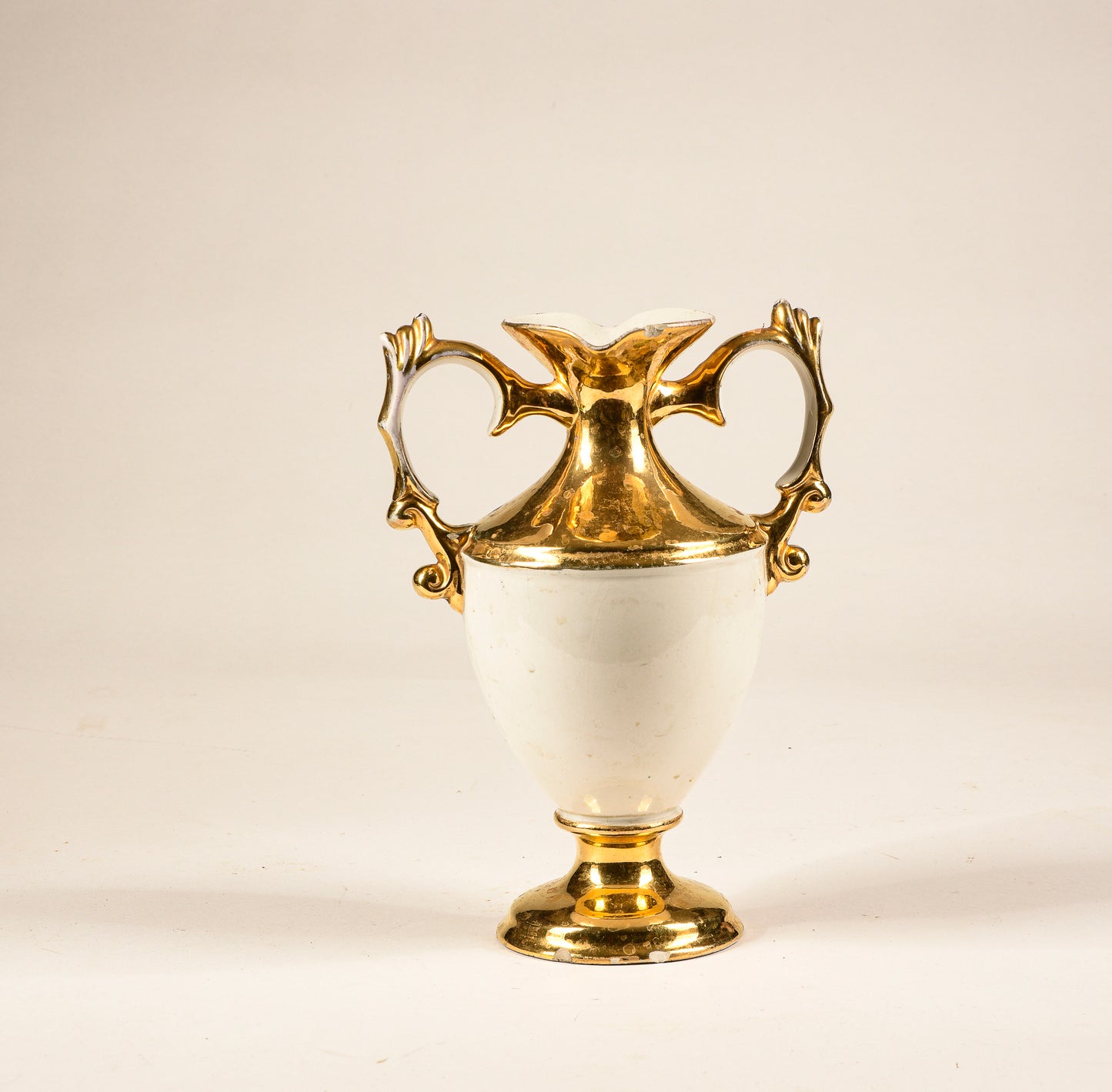 VASO IN CERAMICA E ORO A LUSTRO EPOCA PRIMA METË DEL 900