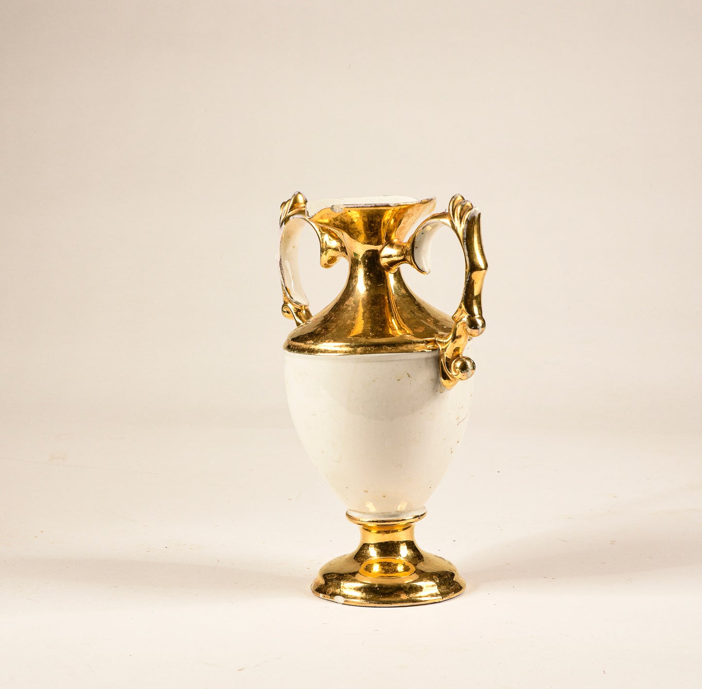 VASO IN CERAMICA E ORO A LUSTRO EPOCA PRIMA METË DEL 900