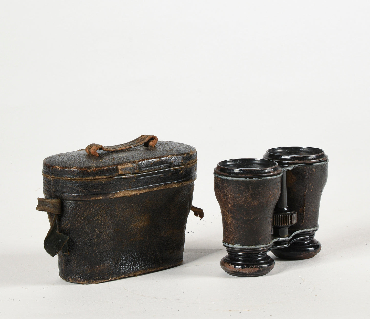 Binocolo da teatro con custodia  Italia anni '40