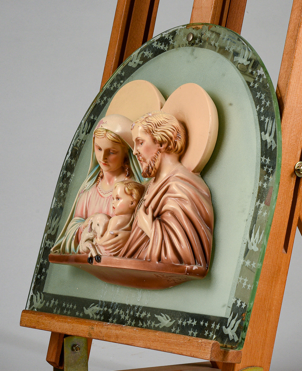 Capoletto  Sacra Famiglia in gesso policromo con specchio e  decori Italia 1950