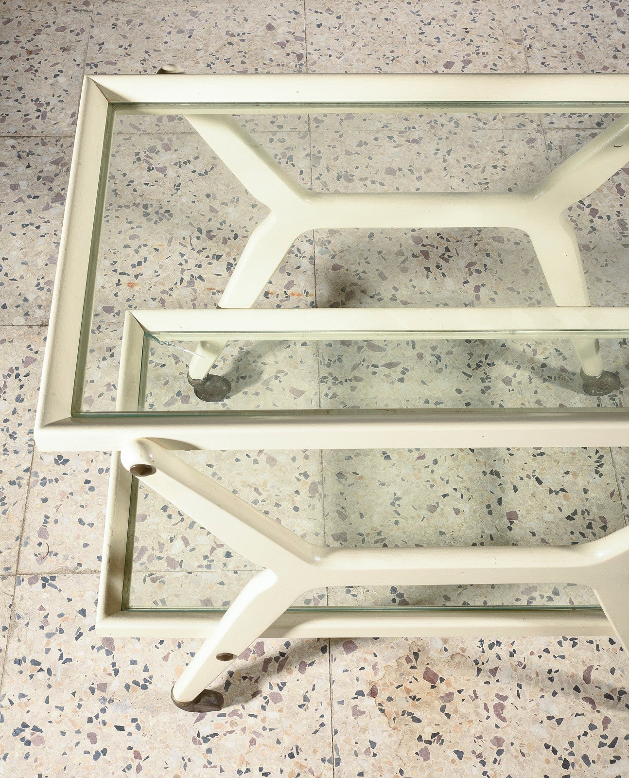 Carrello portavivande in legno laccato bianco Italia 1970
