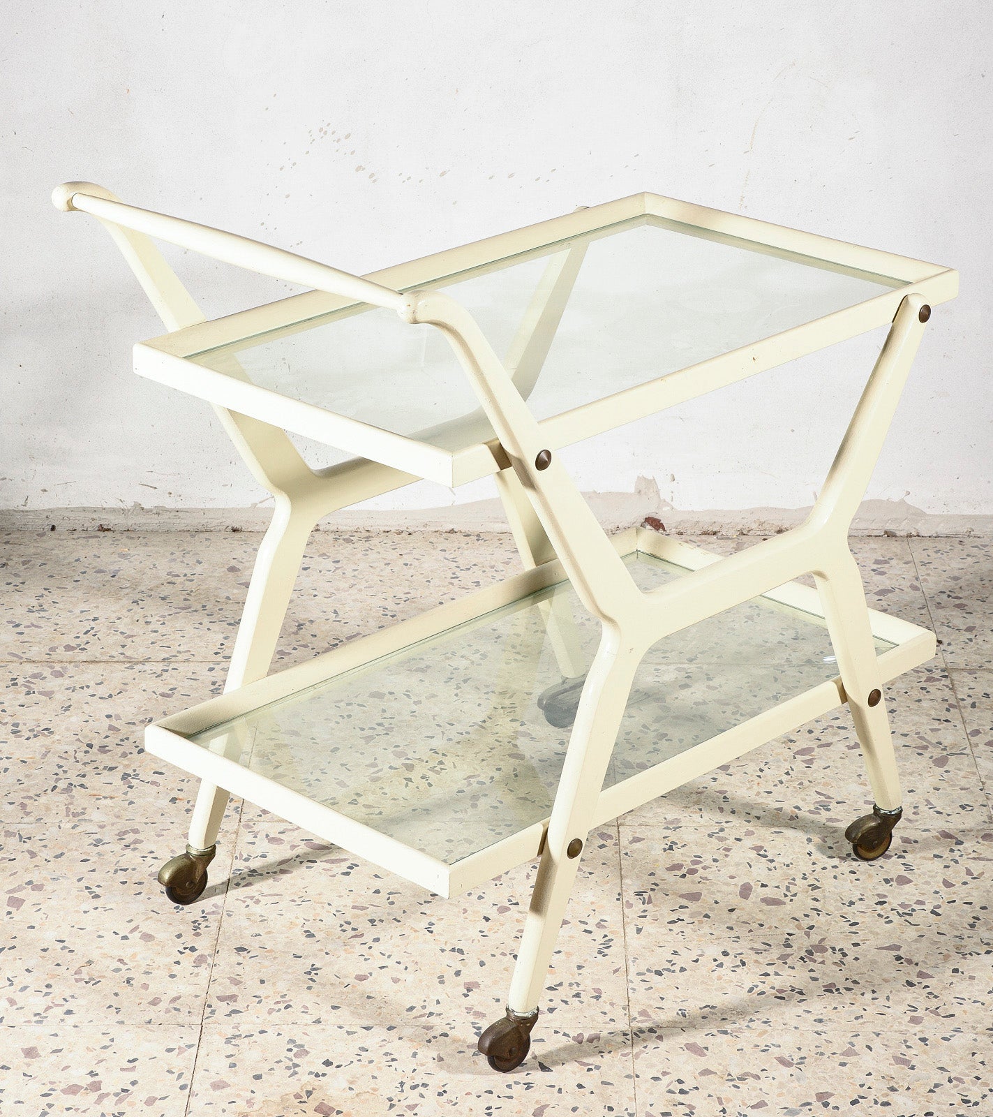 Carrello portavivande in legno laccato bianco Italia 1970