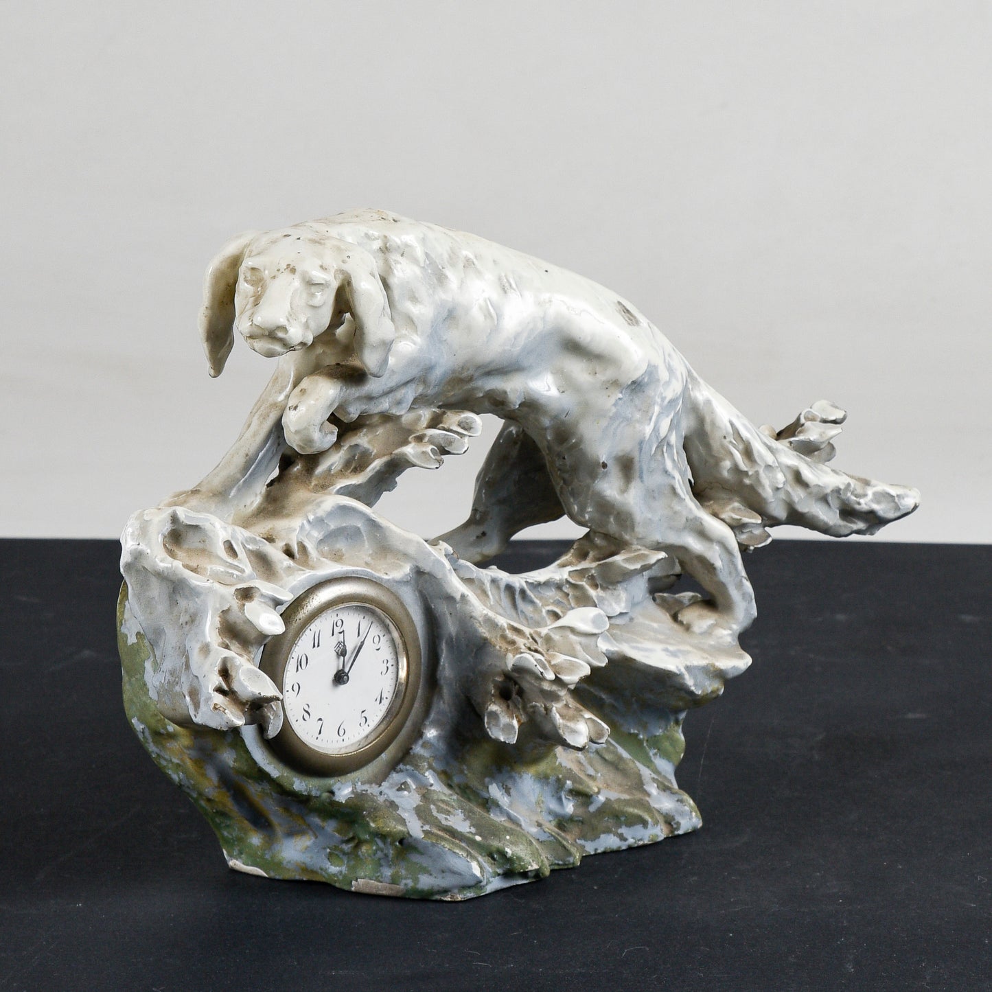 Statua cane in ceramica  art decò  con orologio Italia primo 1900