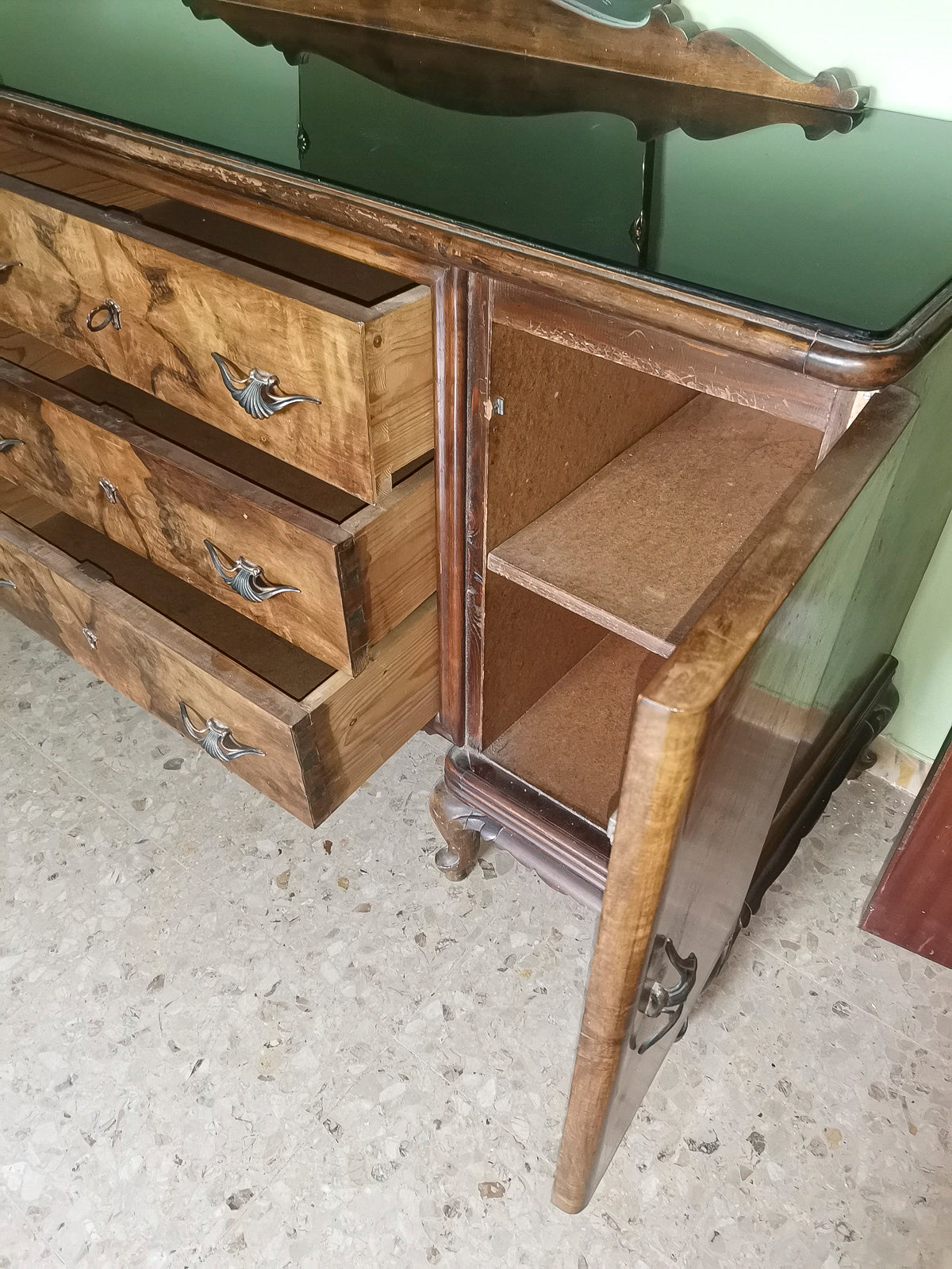 Credenza stile chippendale con specchio Italia 1940