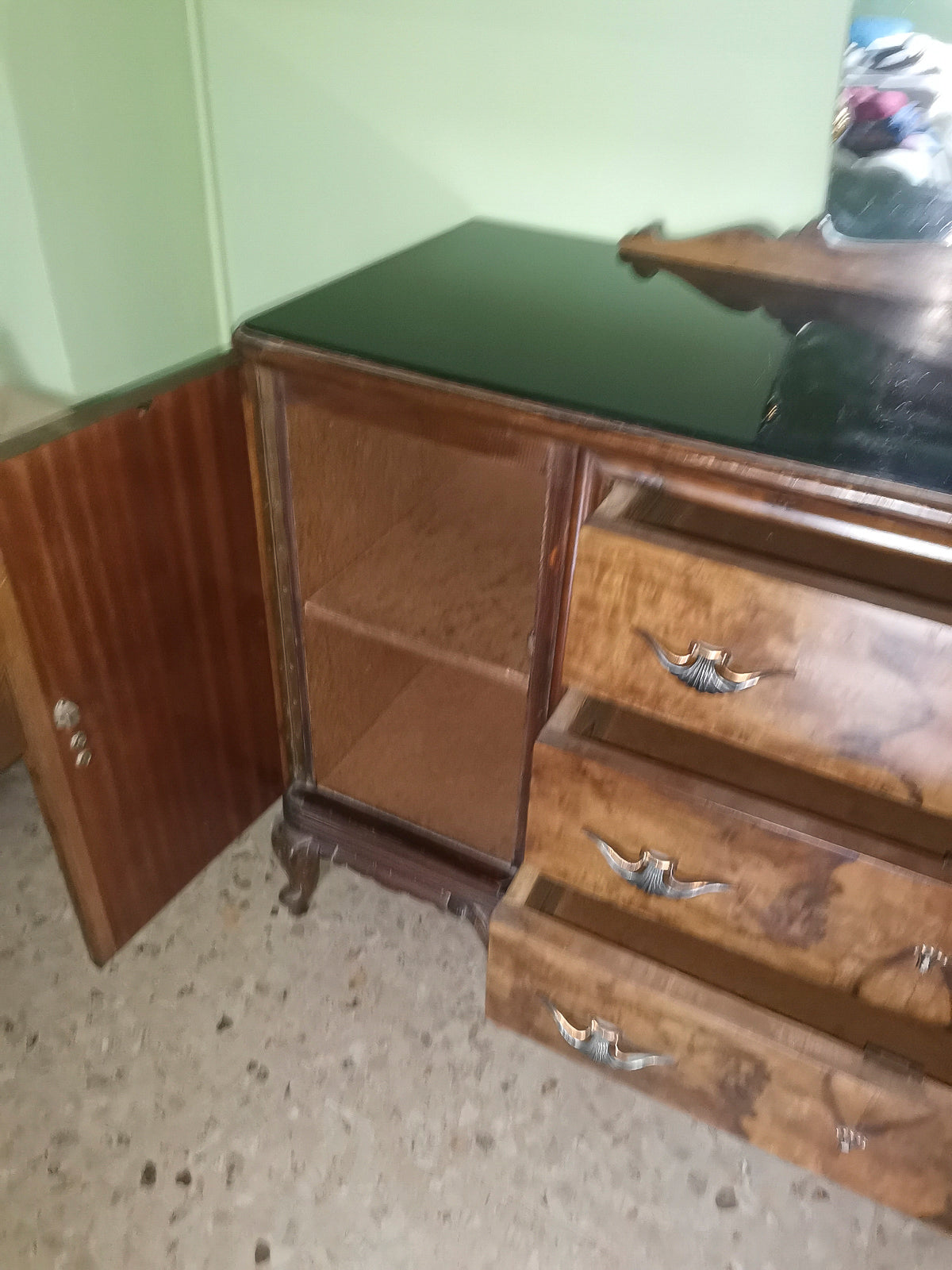 Credenza stile chippendale con specchio Italia 1940