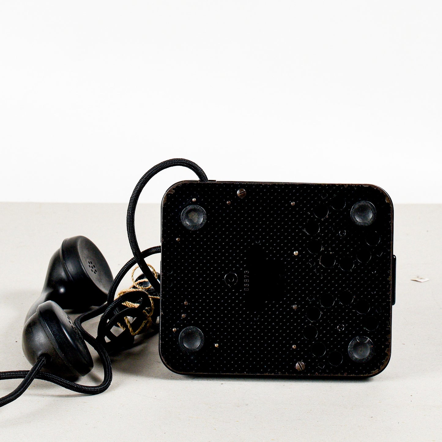 telefono in bakelite siemens milano con piccola rottura art deco