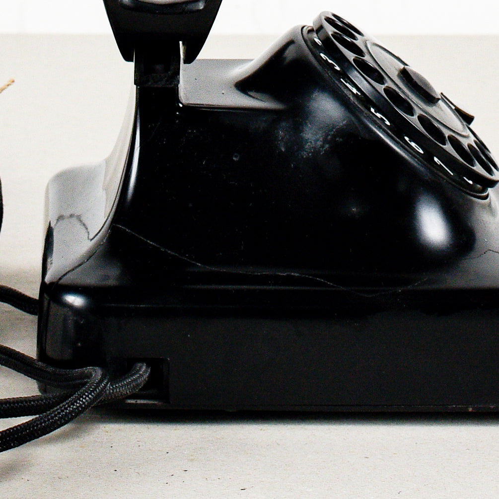 telefono in bakelite siemens milano con piccola rottura art deco