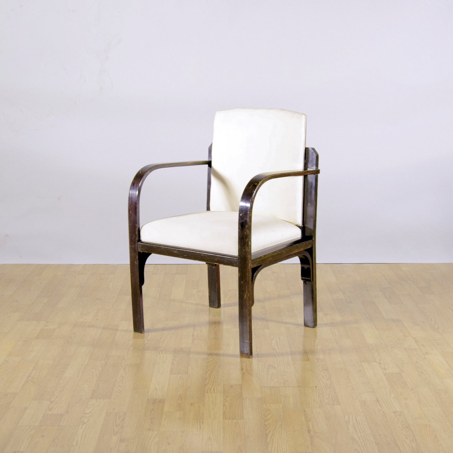 Poltrona Art Deco Struttura In Massello Nero E Seduta E Schienale Imbottito Anni 30