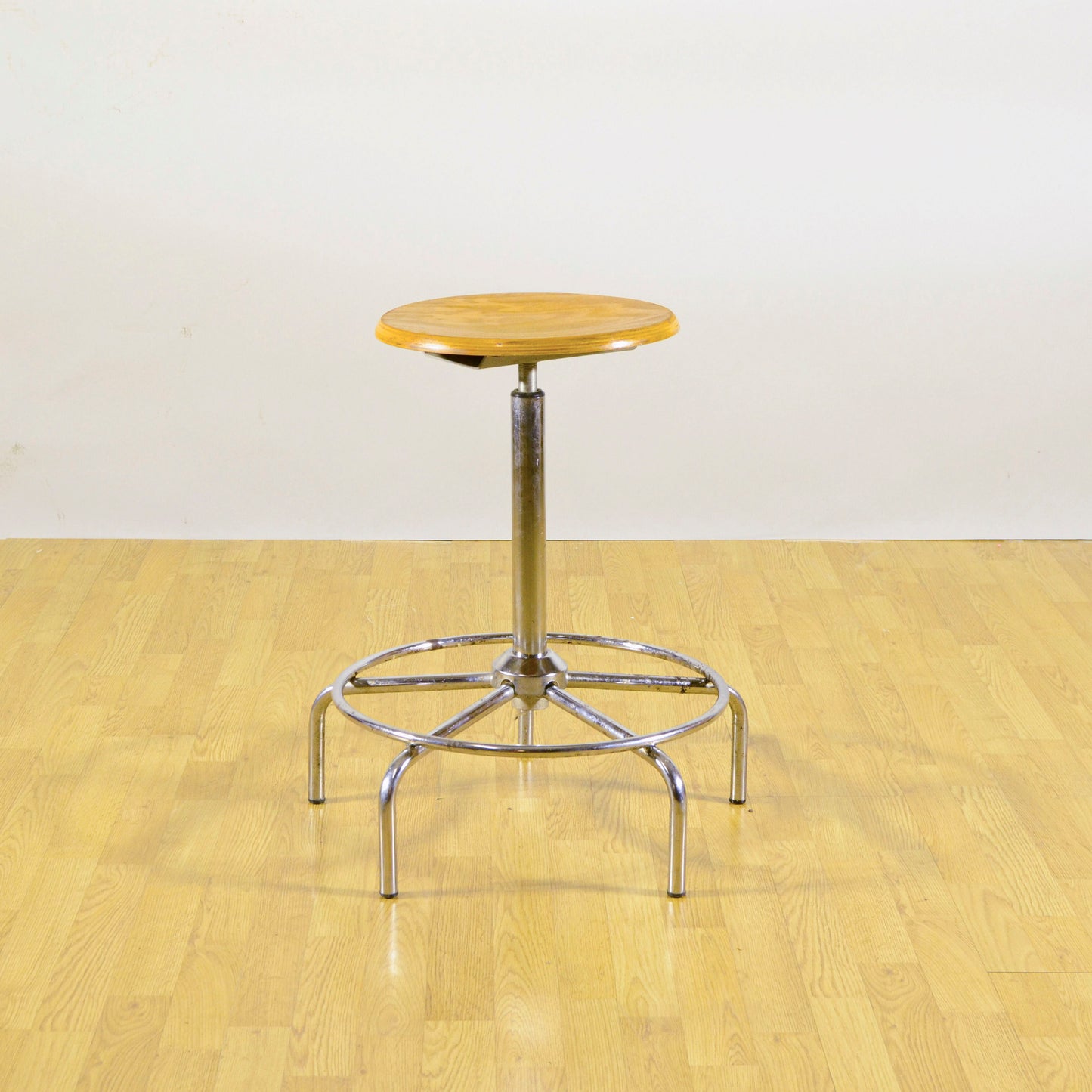 Sgabello Girevole Cromato Da Geometra Regolabile Anni 60