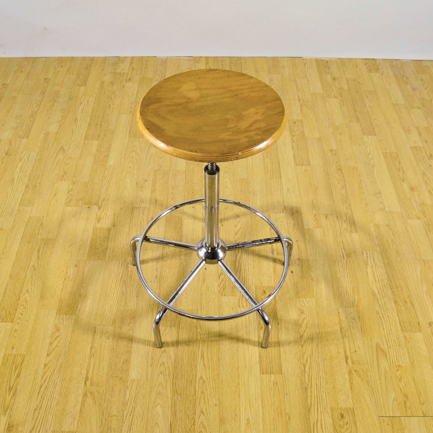 Sgabello Girevole Cromato Da Geometra Regolabile Anni 60