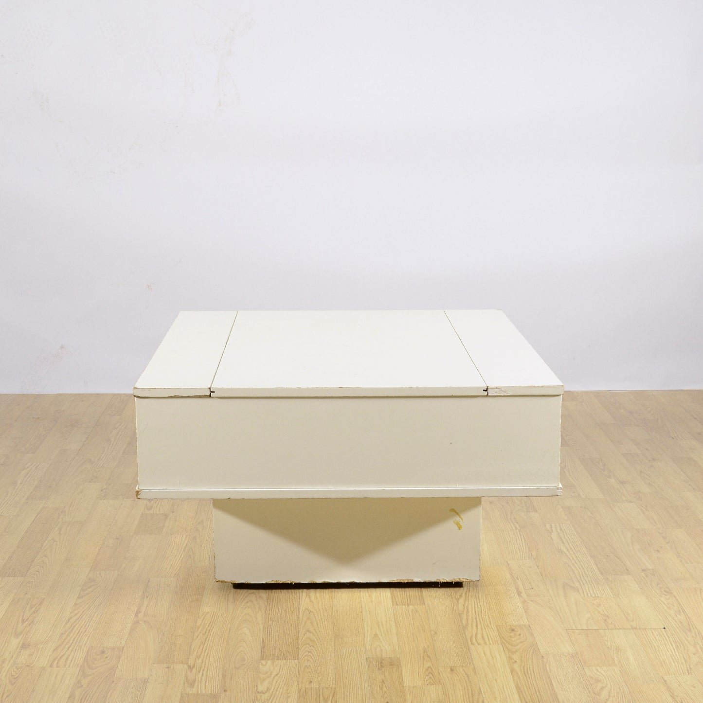 Mobiletto Bar Di Design Quadrato Con Apertura Scorrevole Centrale Anni 70