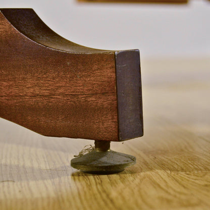 Scrivania Design Nordico In Legno Teak Con Cassetti E Sistema Di Chiusura Di Sicurezza Anni 70