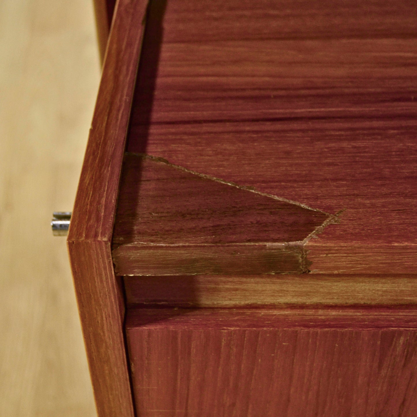Scrivania Design Nordico In Legno Teak Con Cassetti E Sistema Di Chiusura Di Sicurezza Anni 70