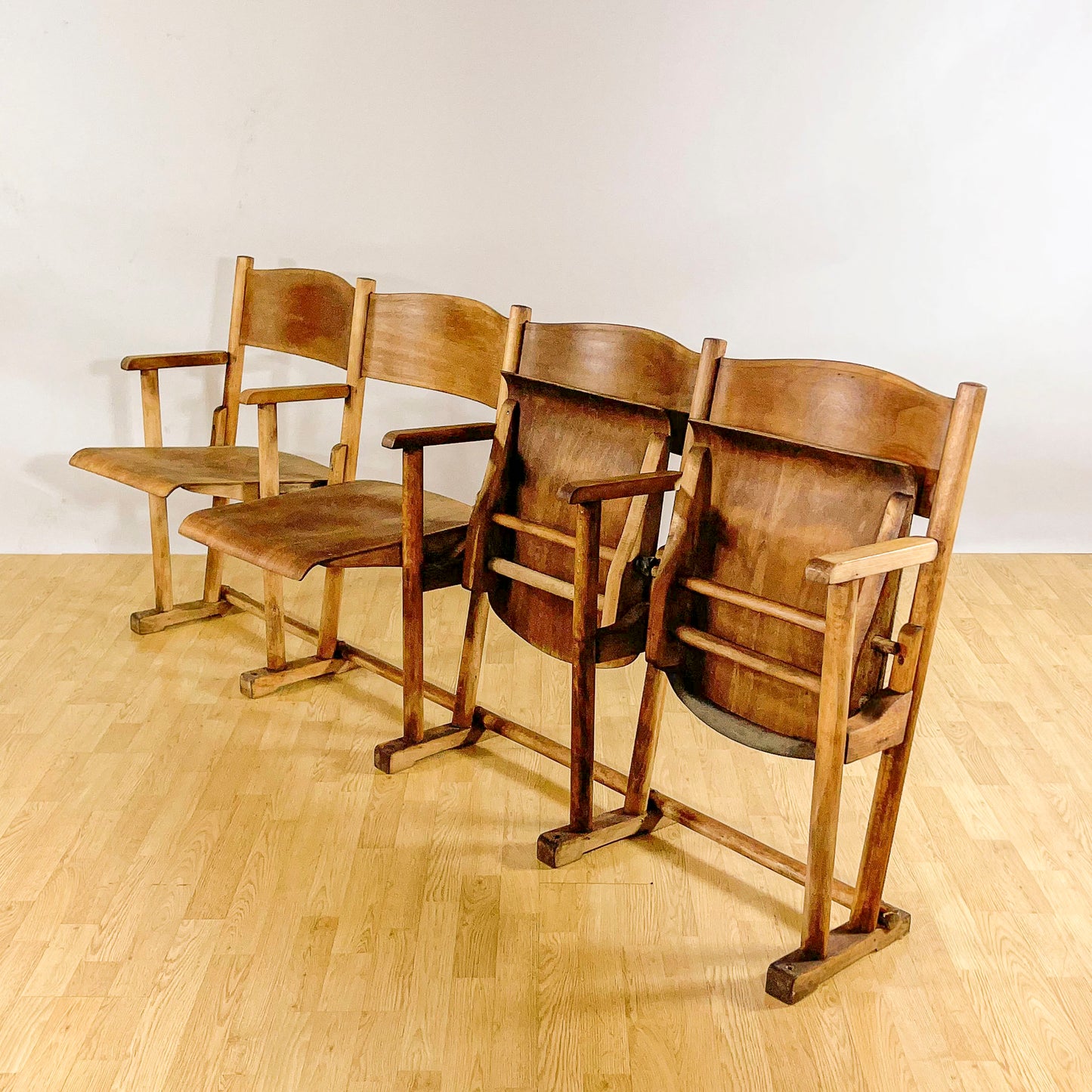 Sedie Da Cinema O Teatro Interamente In Legno A 4 Posti Anni 50